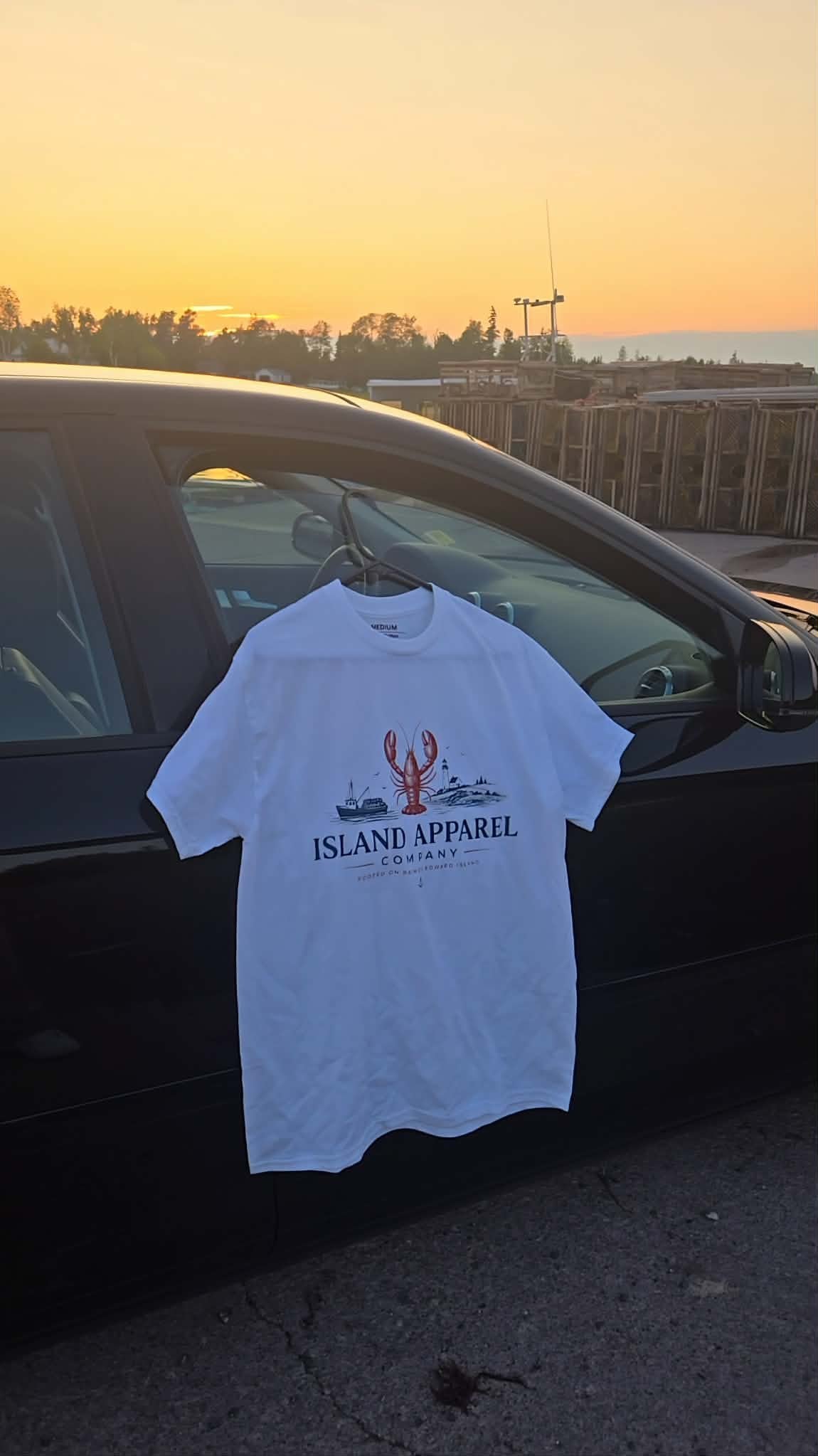 Island Lobster & Lighthouse Tee - White